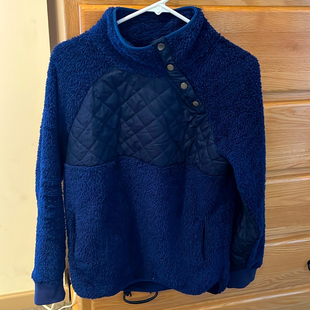 Dark blue fleece pullover with snaps